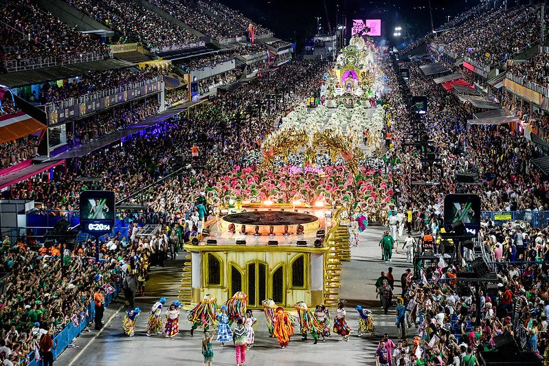 carnival in rio travel guide