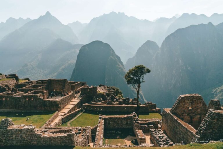 Travel to machu picchu peru