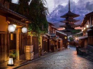 traditional street kyoto japan